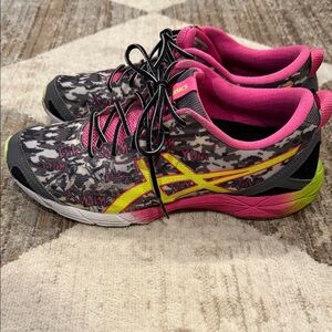 ASICS Women's Black and Pink Athletic Shoes